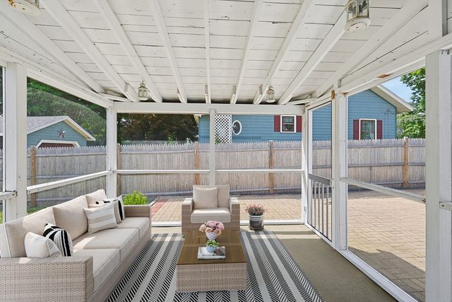1 Birchwood Road, Holbrook, MA 02343