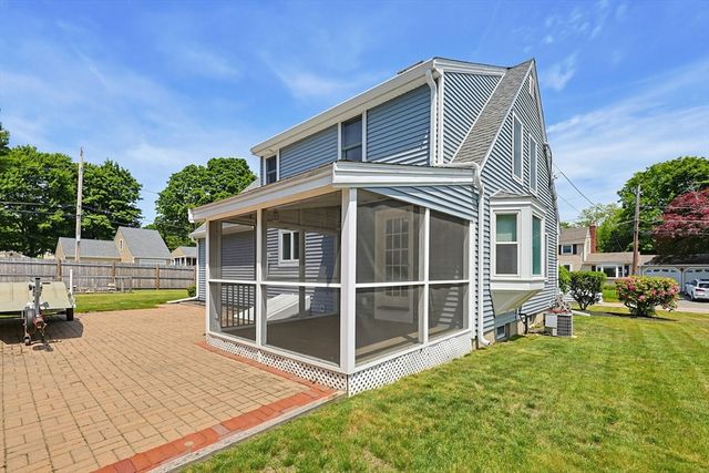 1 Birchwood Road, Holbrook, MA 02343