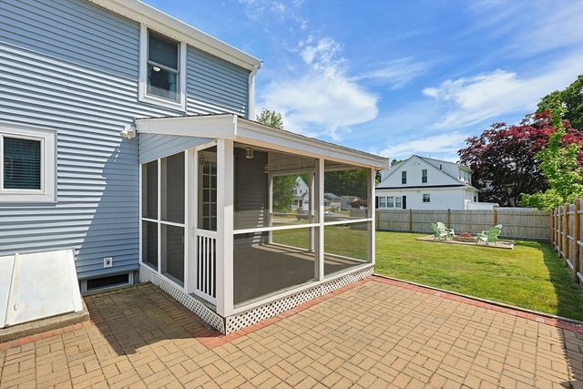 1 Birchwood Road, Holbrook, MA 02343