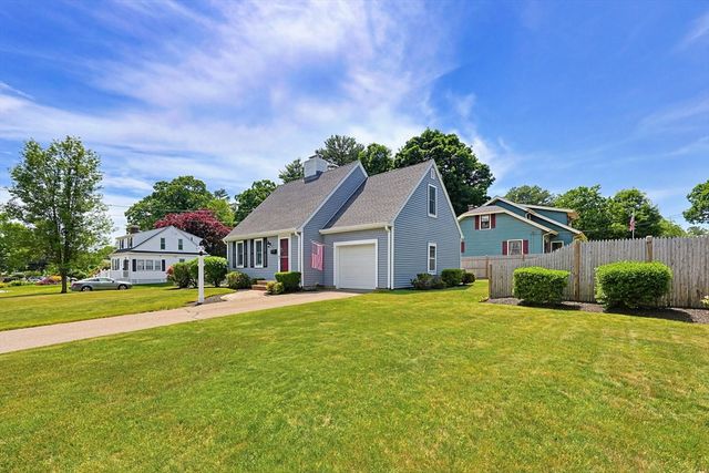 1 Birchwood Road, Holbrook, MA 02343