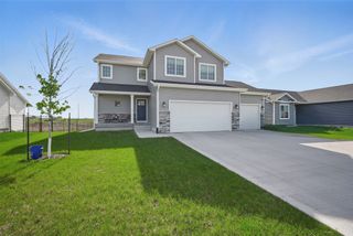 1835 8th Avenue SE, Altoona, IA 50009