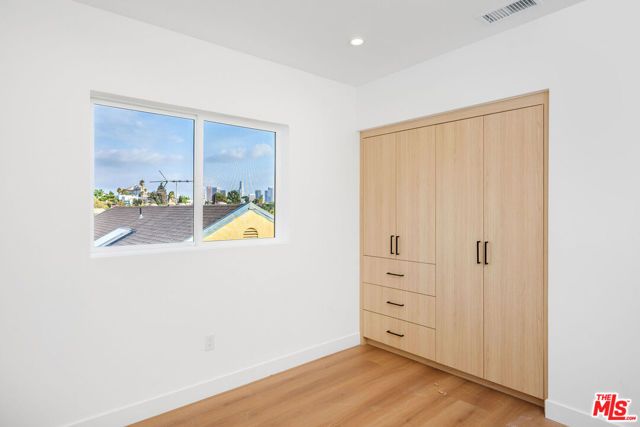 726 Robinson Street, Los Angeles, CA 90026