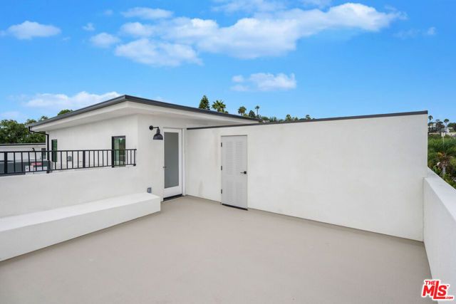 726 Robinson Street, Los Angeles, CA 90026