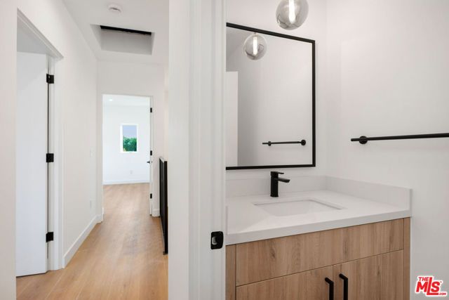 726 Robinson Street, Los Angeles, CA 90026