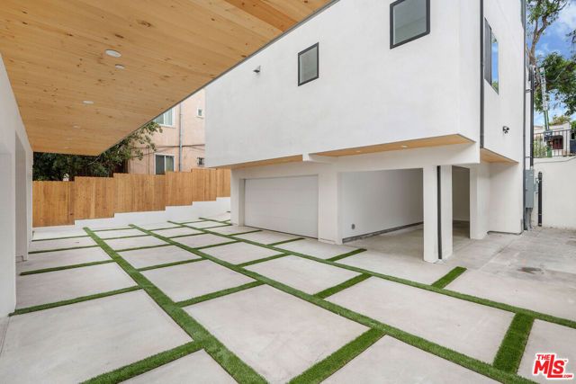 726 Robinson Street, Los Angeles, CA 90026