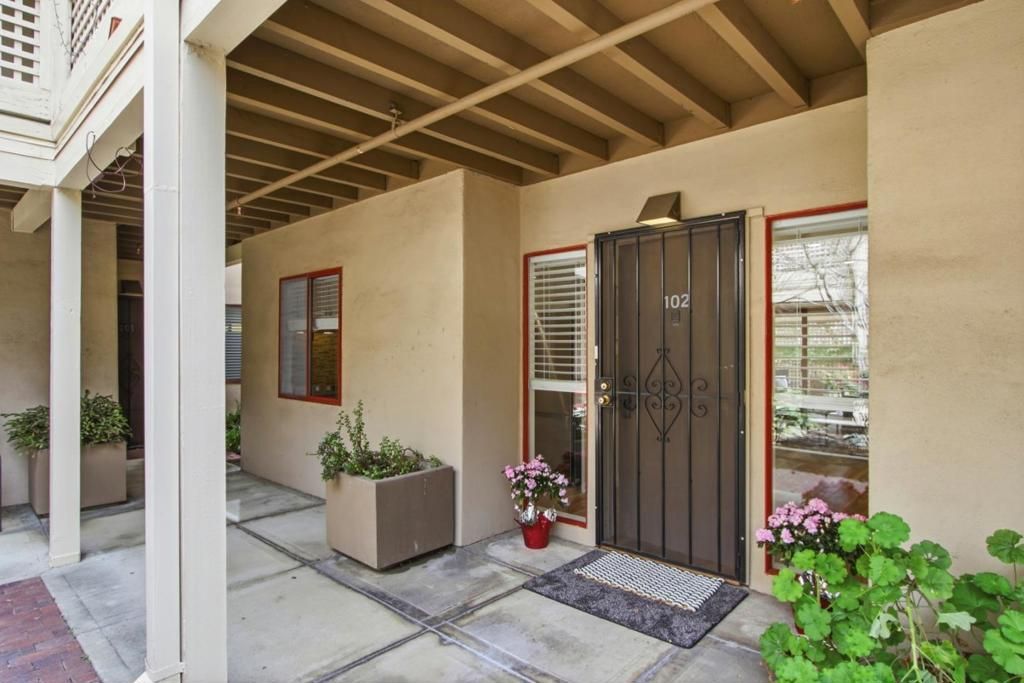 Image 3 of property listing at 439 Alberto Way A102, Los Gatos, CA 95032