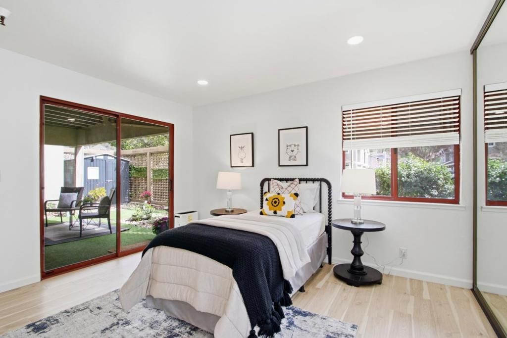 Image 7 of property listing at 439 Alberto Way A102, Los Gatos, CA 95032