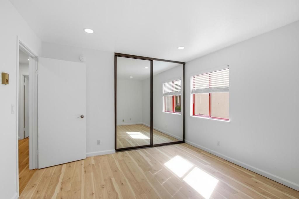 Image 9 of property listing at 439 Alberto Way A102, Los Gatos, CA 95032