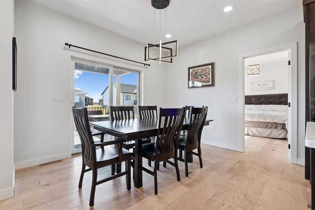 2006 Reese Road, Cedar Falls, IA 50613