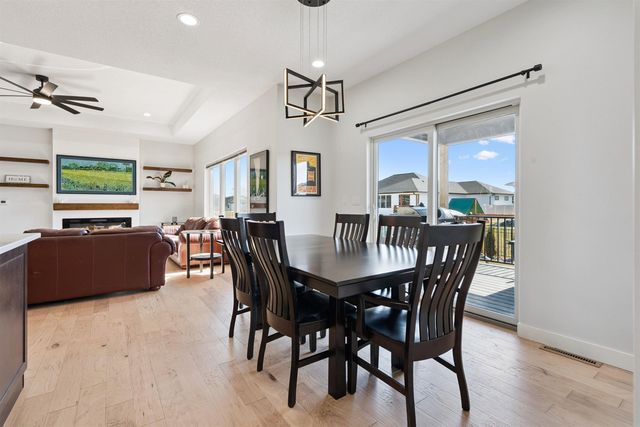 2006 Reese Road, Cedar Falls, IA 50613