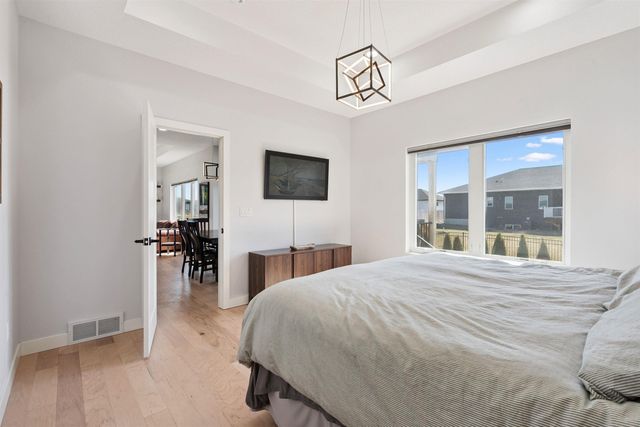 2006 Reese Road, Cedar Falls, IA 50613