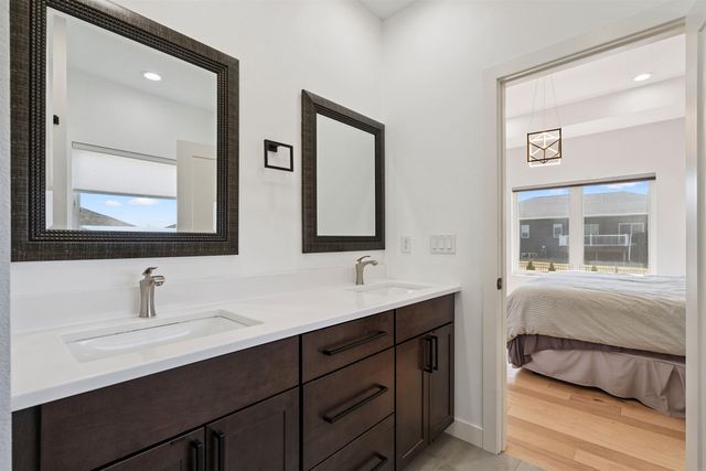 2006 Reese Road, Cedar Falls, IA 50613