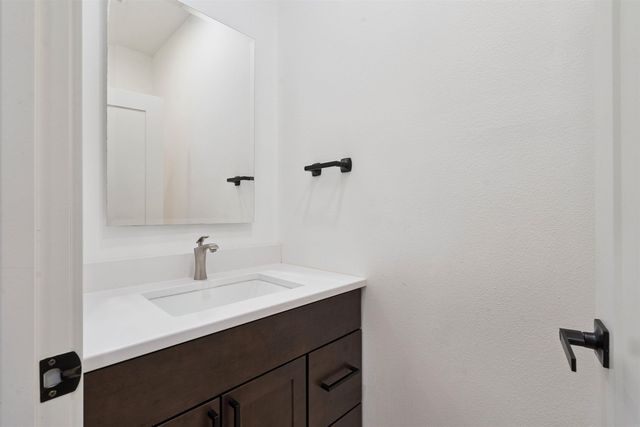 2006 Reese Road, Cedar Falls, IA 50613