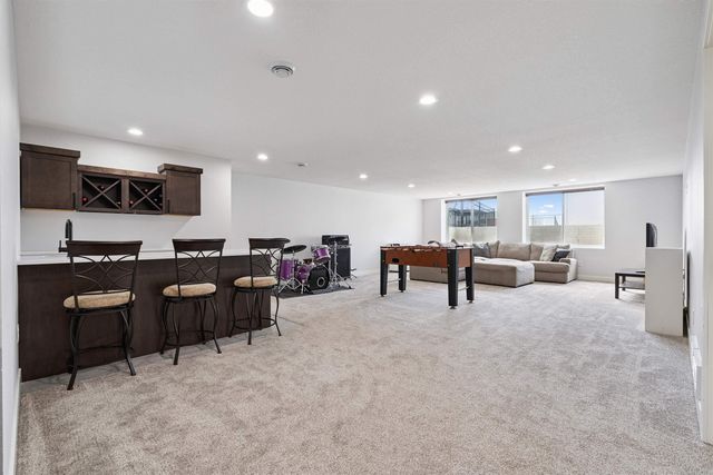 2006 Reese Road, Cedar Falls, IA 50613