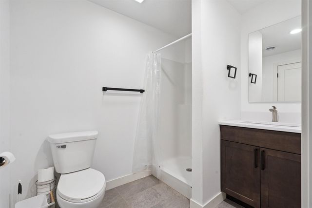 2006 Reese Road, Cedar Falls, IA 50613