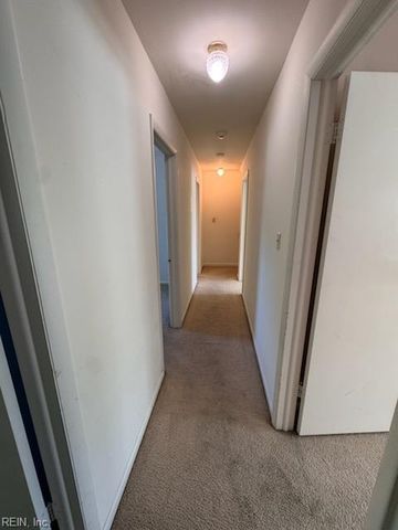 209 Cremona DR, Newport News, VA 23608
