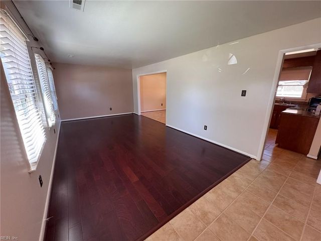 209 Cremona DR, Newport News, VA 23608