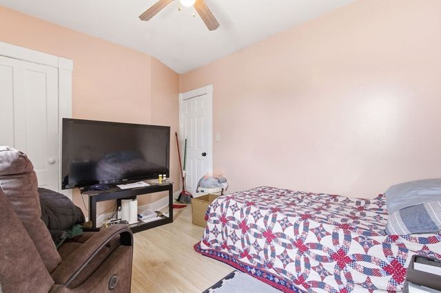 103 Dalton St, Lowell, MA 01850