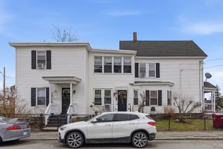 103 Dalton St, Lowell, MA 01850