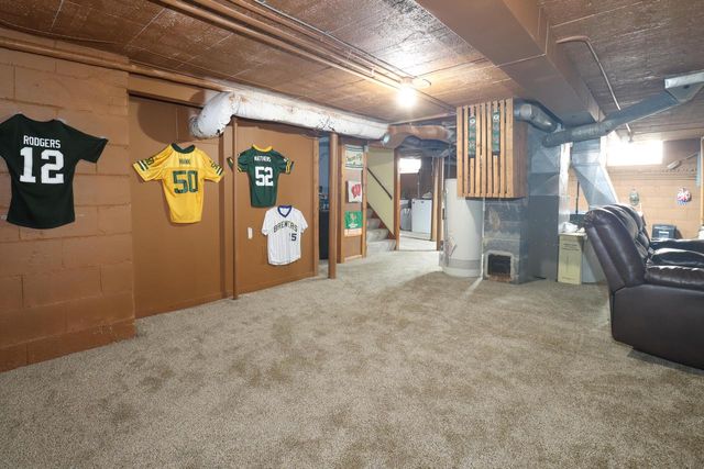 2807 S 49th STREET, Milwaukee, WI 53219