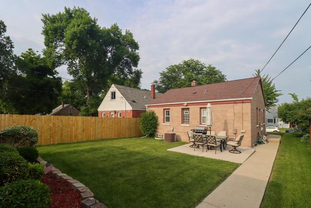 2807 S 49th STREET, Milwaukee, WI 53219