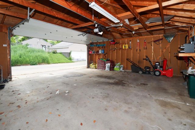 2807 S 49th STREET, Milwaukee, WI 53219