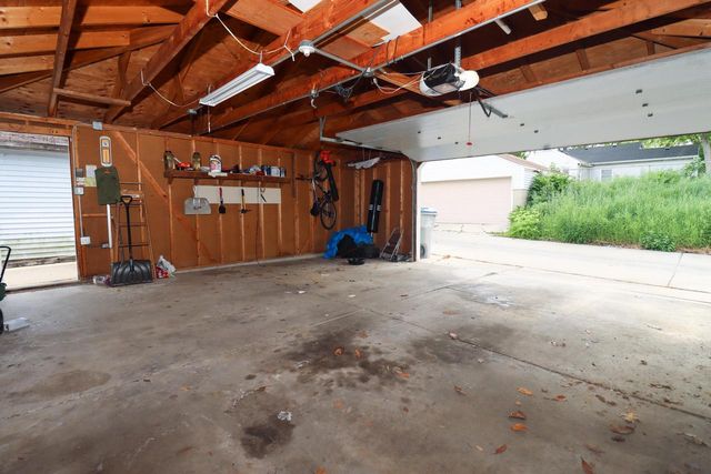 2807 S 49th STREET, Milwaukee, WI 53219