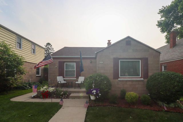 2807 S 49th STREET, Milwaukee, WI 53219