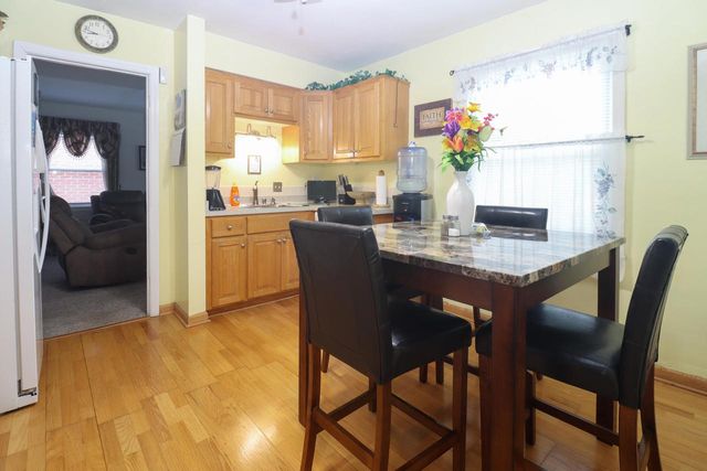 2807 S 49th STREET, Milwaukee, WI 53219