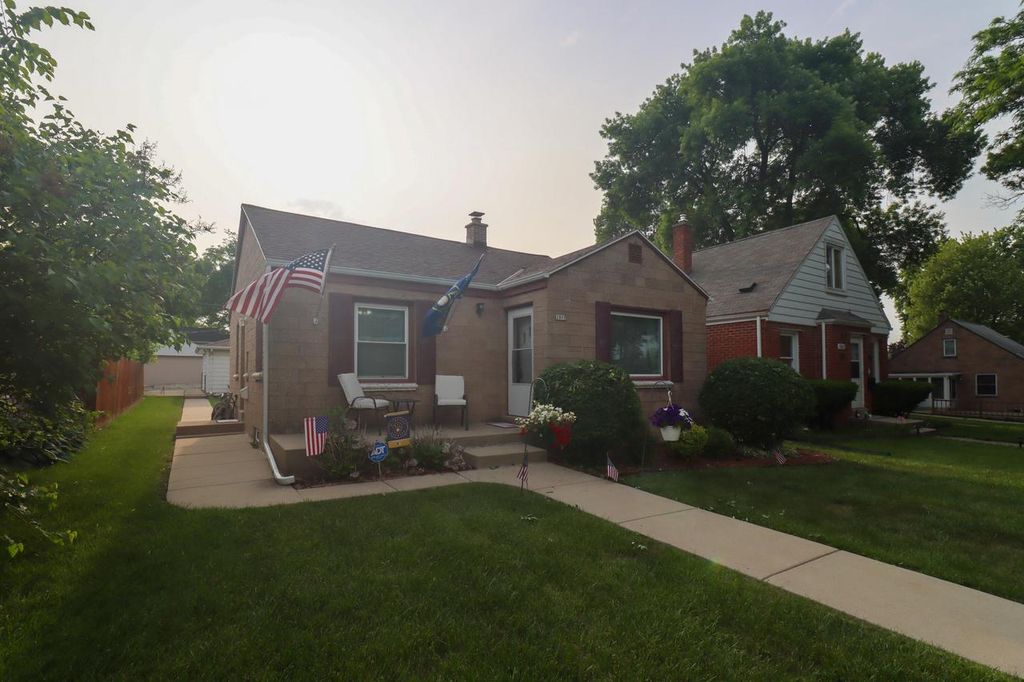 2807 S 49th STREET, Milwaukee, WI 53219
