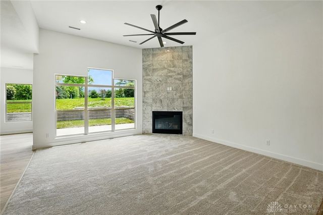 300 Grassy Creek Way, Washington Twp, OH 45458