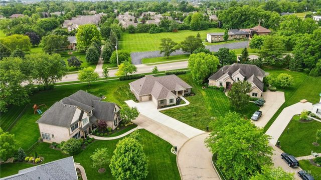 300 Grassy Creek Way, Washington Twp, OH 45458