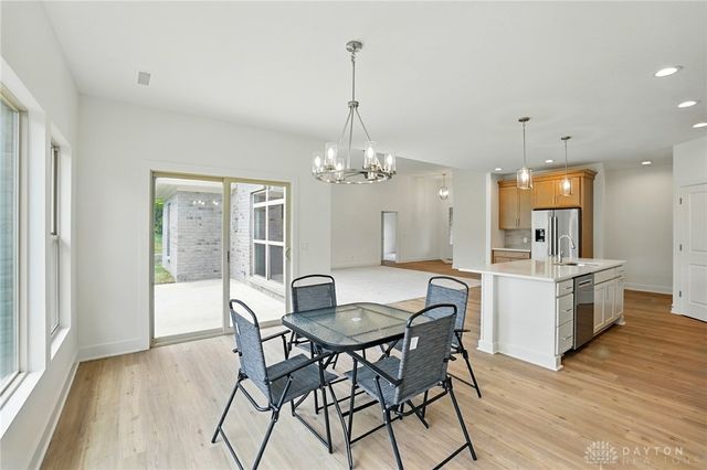 300 Grassy Creek Way, Washington Twp, OH 45458