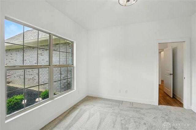 300 Grassy Creek Way, Washington Twp, OH 45458