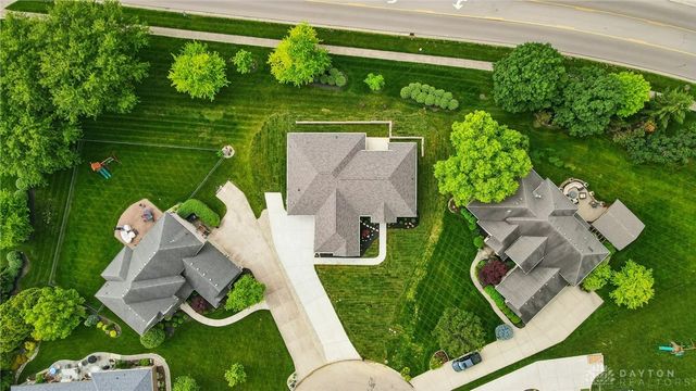 300 Grassy Creek Way, Washington Twp, OH 45458