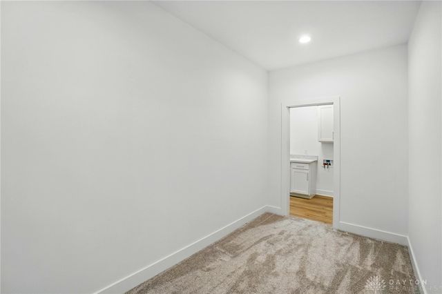 300 Grassy Creek Way, Washington Twp, OH 45458