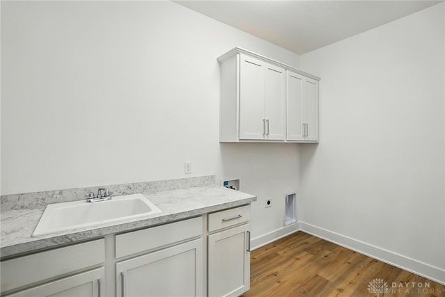 300 Grassy Creek Way, Washington Twp, OH 45458