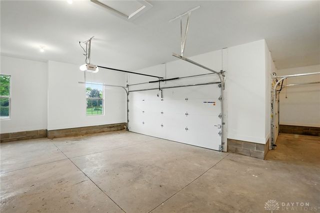 300 Grassy Creek Way, Washington Twp, OH 45458