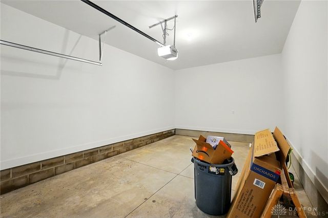 300 Grassy Creek Way, Washington Twp, OH 45458