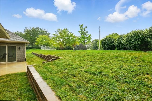 300 Grassy Creek Way, Washington Twp, OH 45458