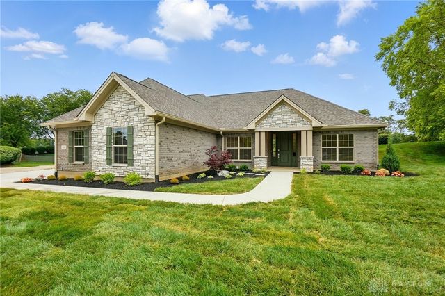 300 Grassy Creek Way, Washington Twp, OH 45458