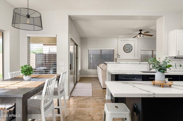 2138 E ELECTRA Lane, Phoenix, AZ 85024