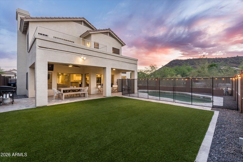 Image 33 of property listing at 2138 E ELECTRA Lane, Phoenix, AZ 85024