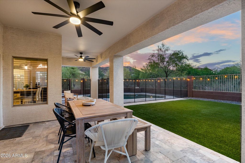 Image 36 of property listing at 2138 E ELECTRA Lane, Phoenix, AZ 85024
