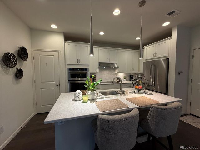 15300 W 69th Circle A, Arvada, CO 80007