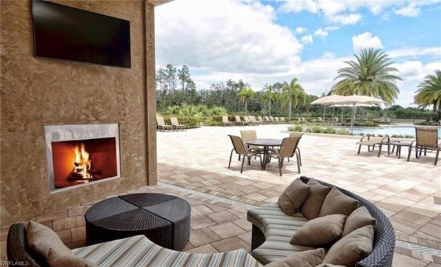 20206 Black Tree LN, Estero, FL 33928