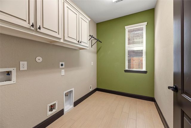 10037 Easton Sky Lane, Cypress, TX 77433