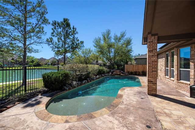 10037 Easton Sky Lane, Cypress, TX 77433