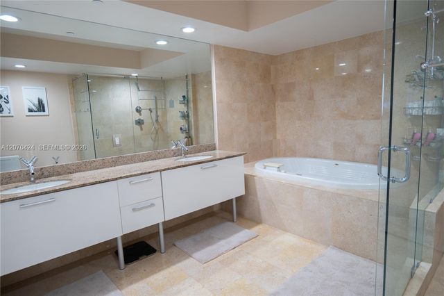17201 Collins Avenue 3502, Sunny Isles Beach, FL 33160