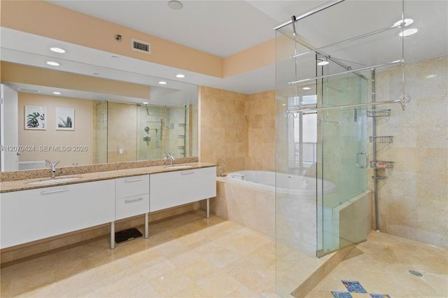 17201 Collins Avenue 3502, Sunny Isles Beach, FL 33160